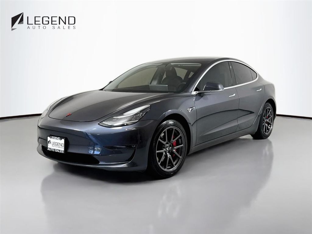 2018 TESLA Model 3