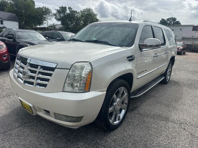 2013 CADILLAC Escalade