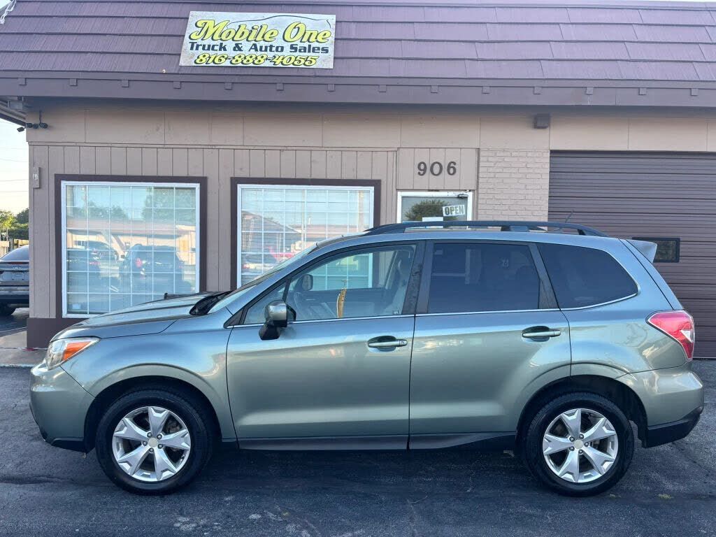 2014 SUBARU Forester