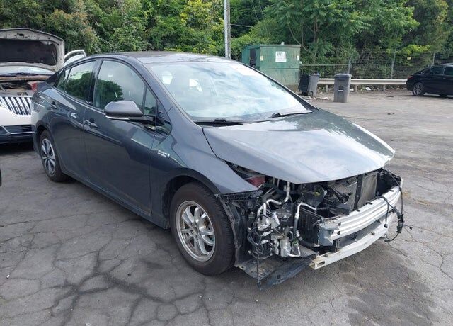 2019 TOYOTA Prius