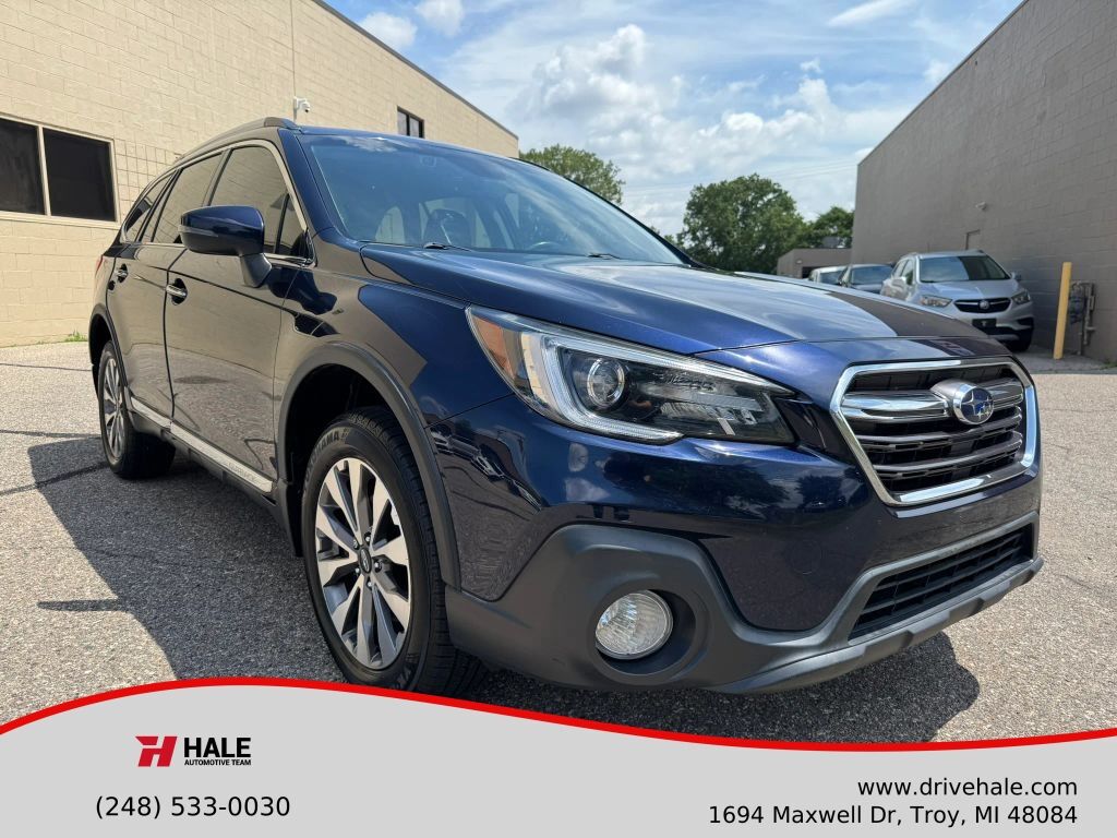 2018 SUBARU Outback