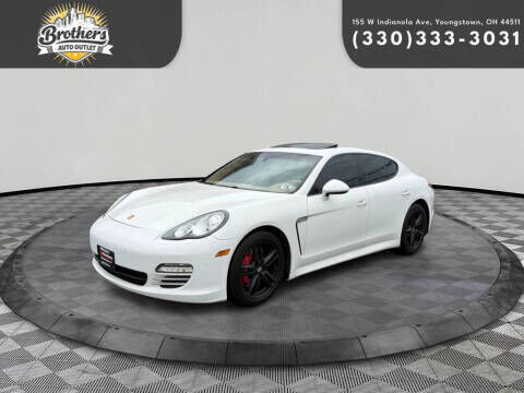 2011 PORSCHE Panamera