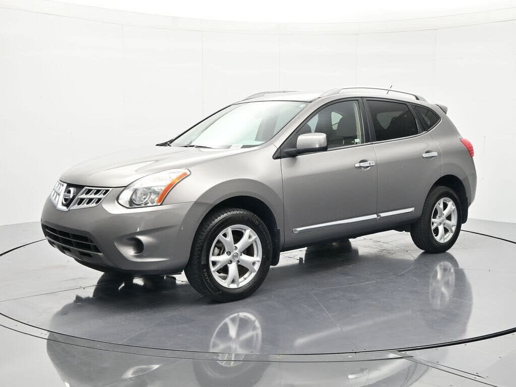 2011 NISSAN Rogue
