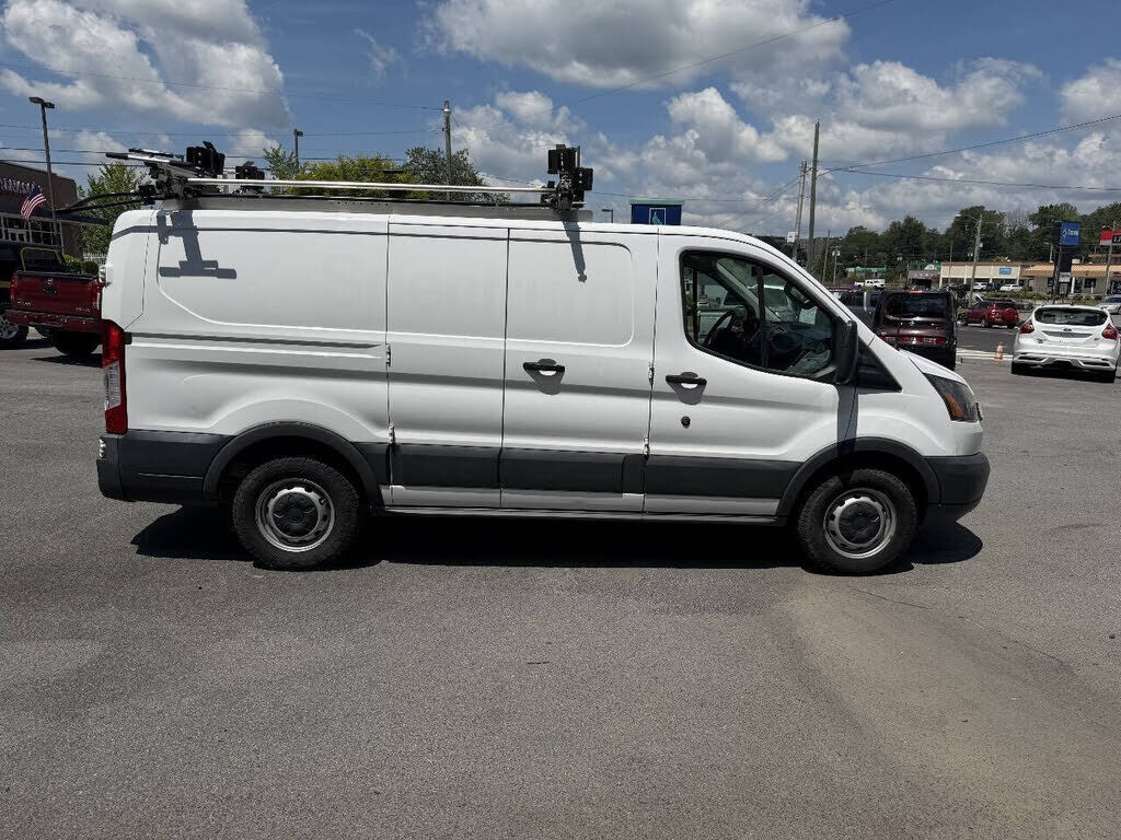 2017 FORD Transit