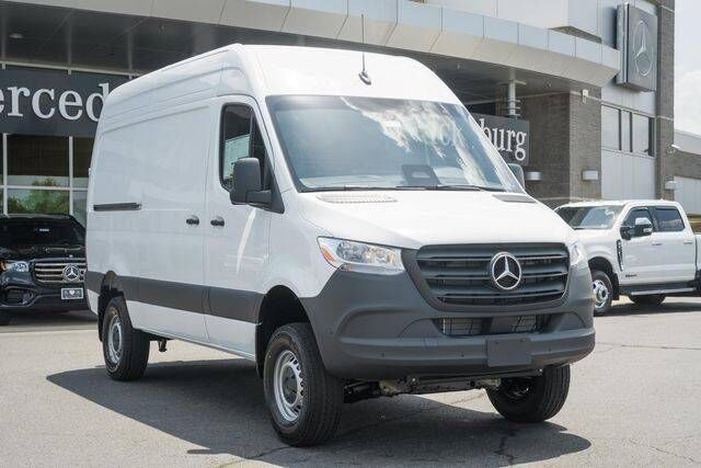 2026 MERCEDES-BENZ Sprinter
