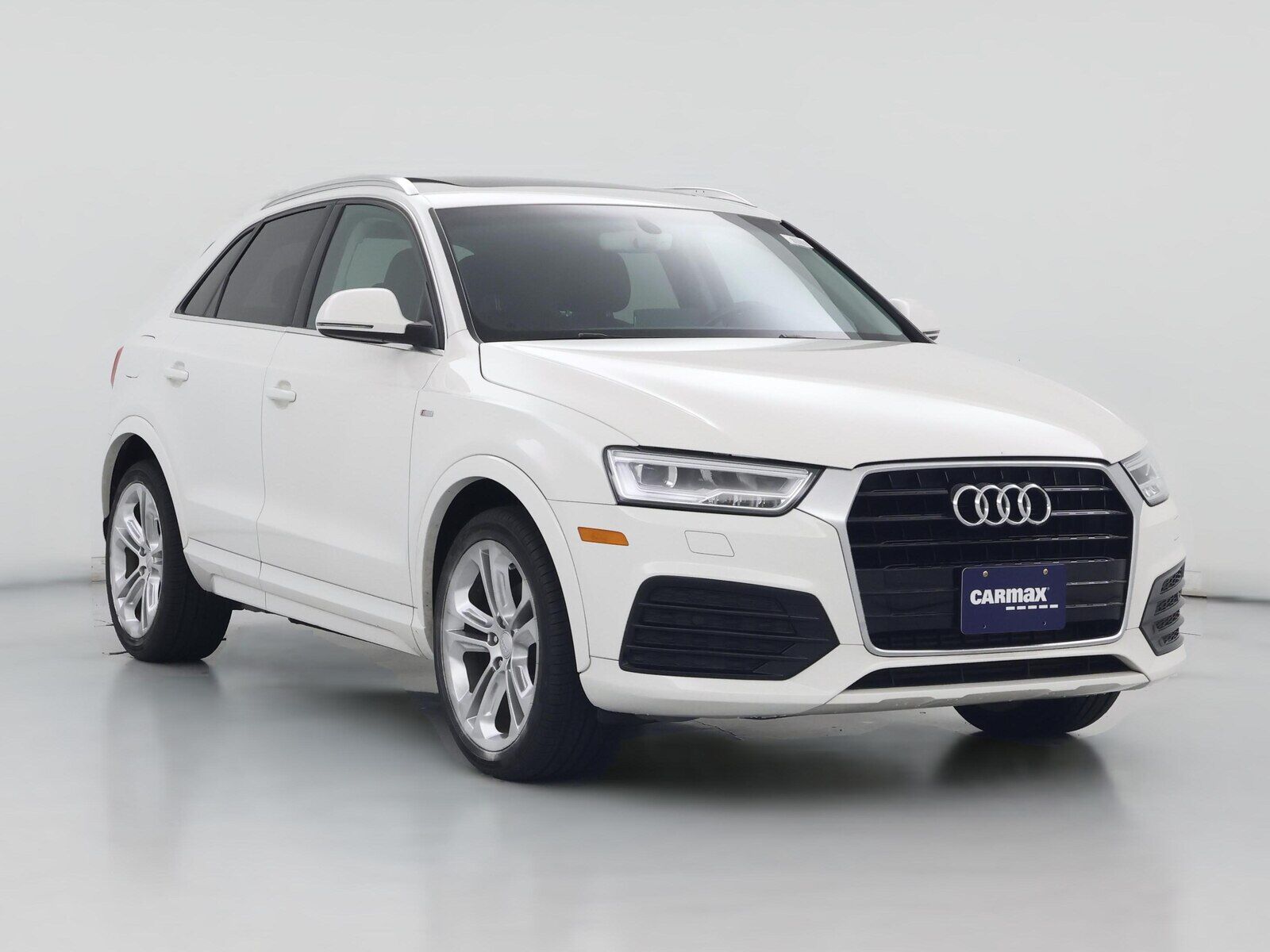 2016 AUDI Q3