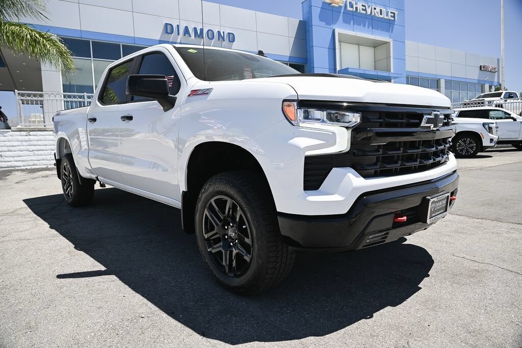 2026 CHEVROLET Silverado