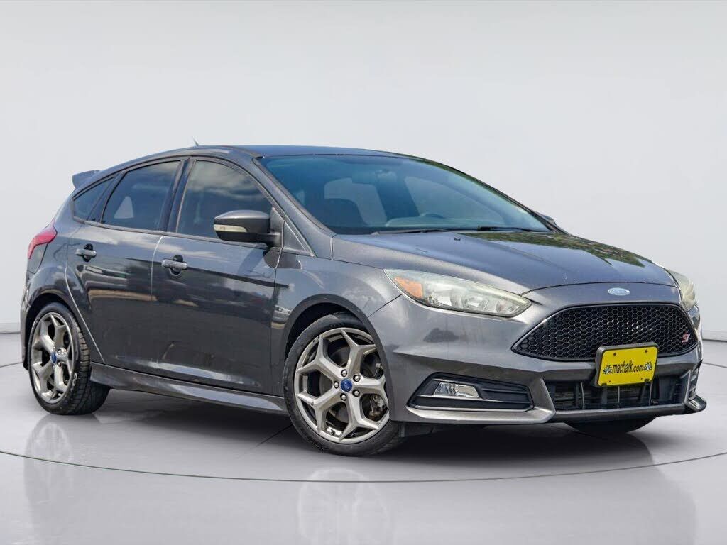2017 FORD Focus