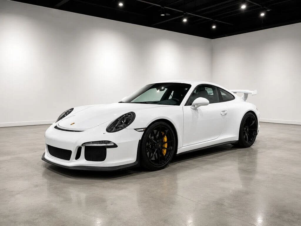 2015 PORSCHE 911