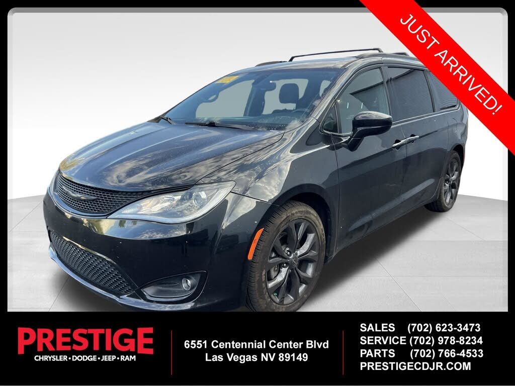 2020 CHRYSLER Pacifica