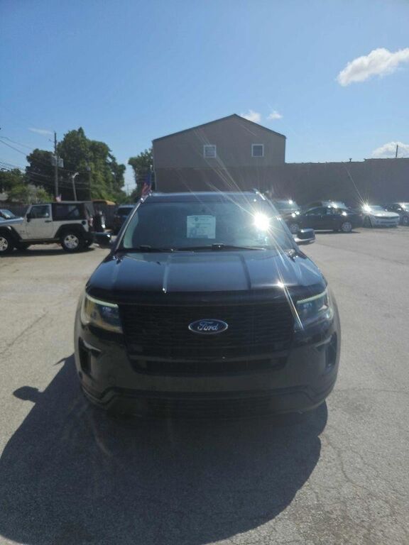 2019 FORD Explorer