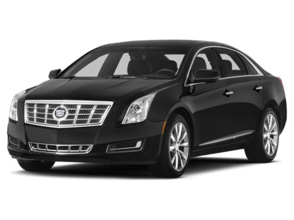 2015 CADILLAC Stretch Limousine