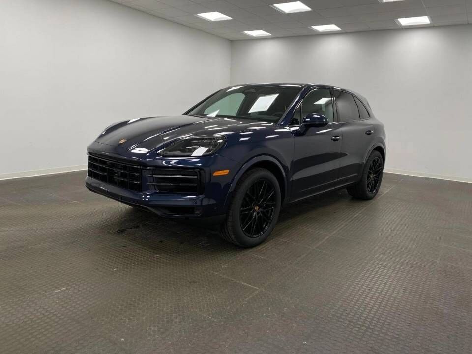 2026 PORSCHE Cayenne