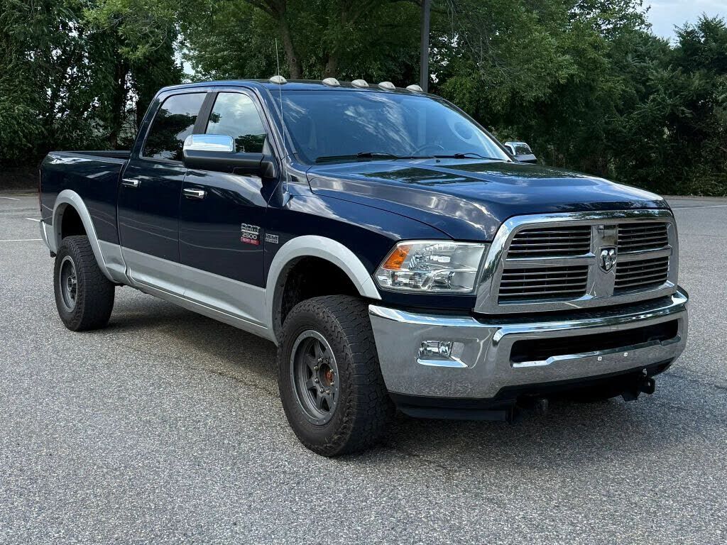 2012 DODGE Ram