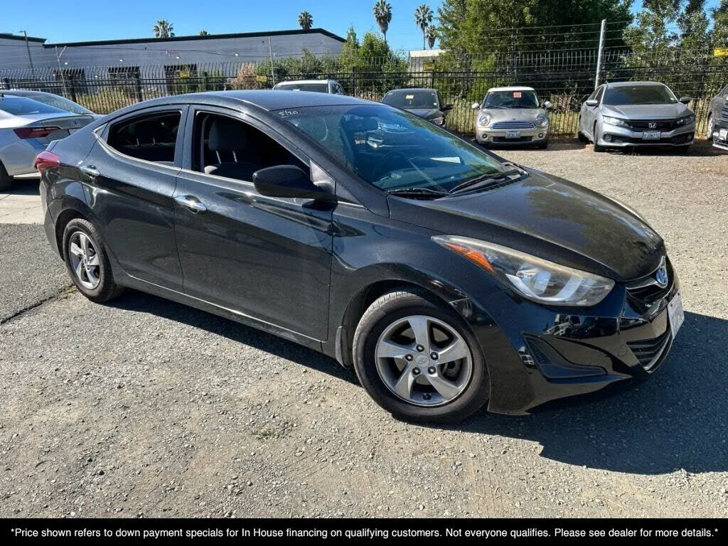 2015 HYUNDAI Elantra
