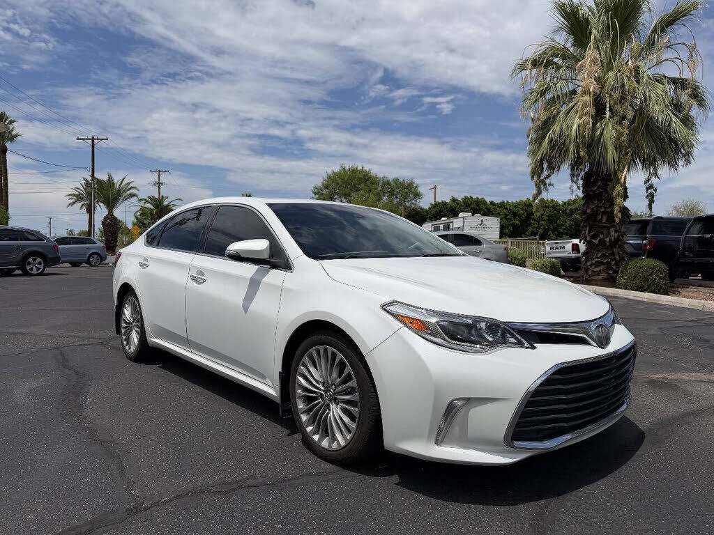 2017 TOYOTA Avalon