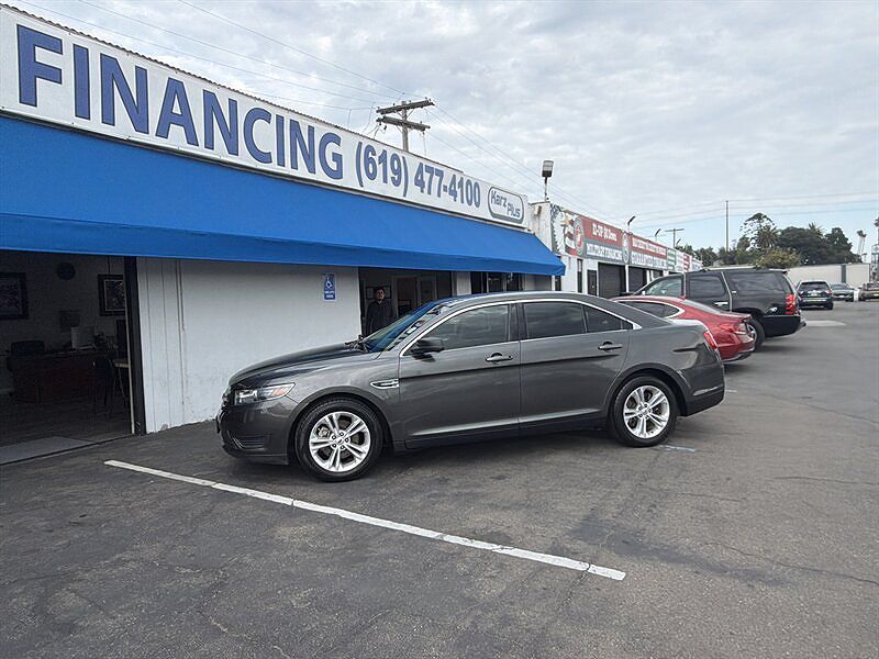 2016 FORD Taurus