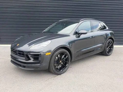 2024 PORSCHE Macan