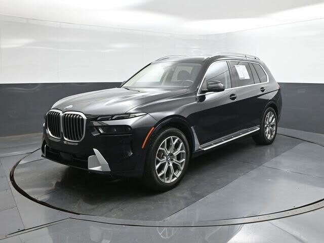 2023 BMW X7