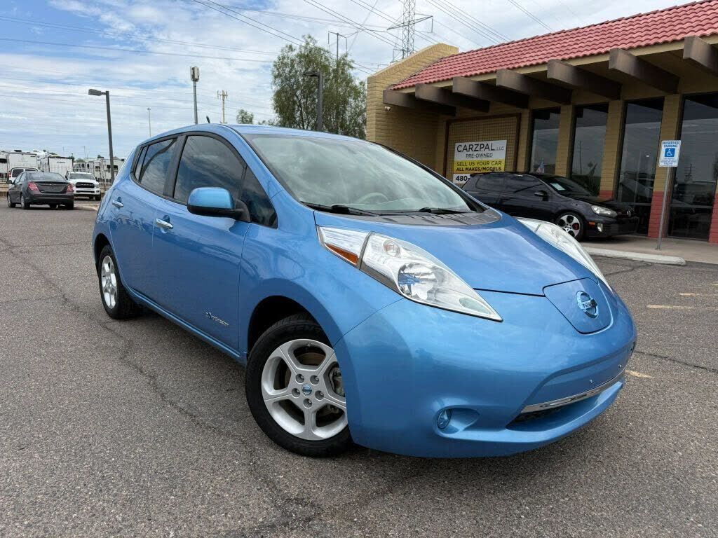 2013 NISSAN Leaf