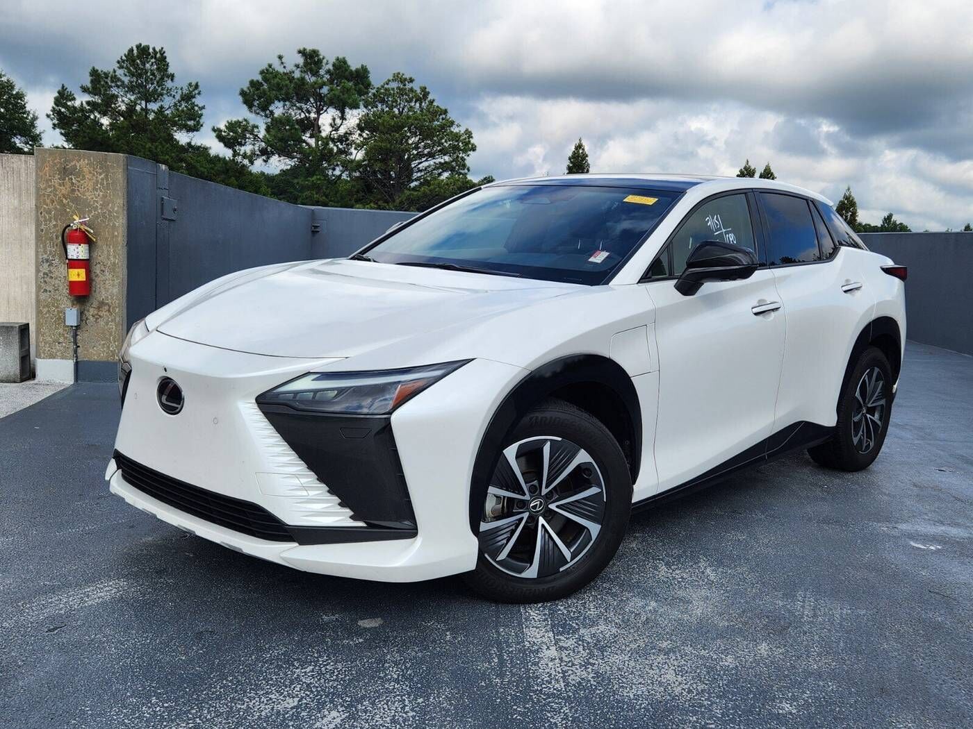 2023 LEXUS RZ 450e