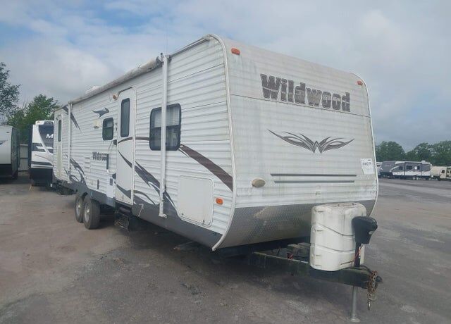 2012 FOREST RIVER Wildwood towables
