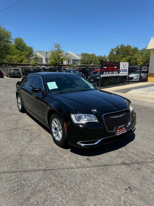 2015 CHRYSLER 300