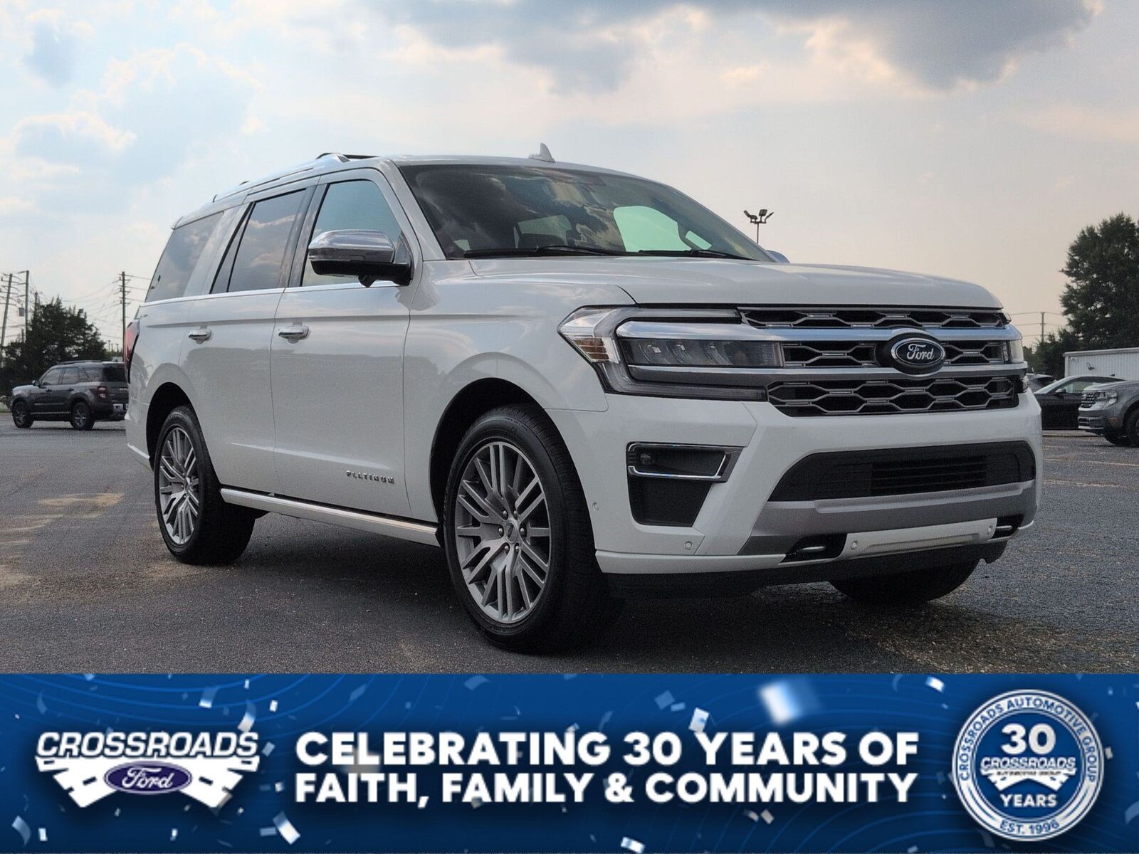 2022 FORD Expedition