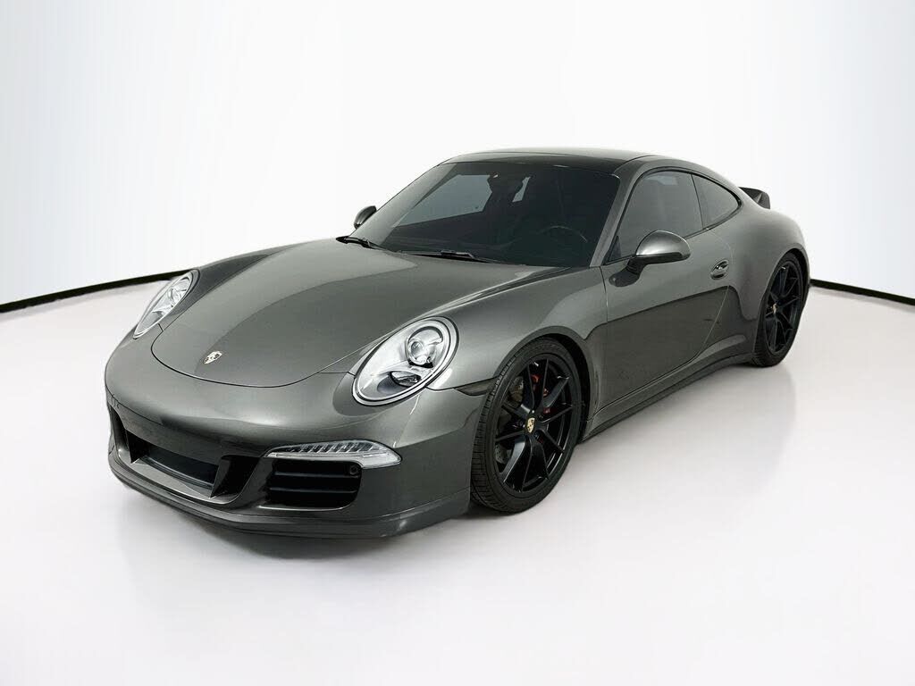 2015 PORSCHE 911