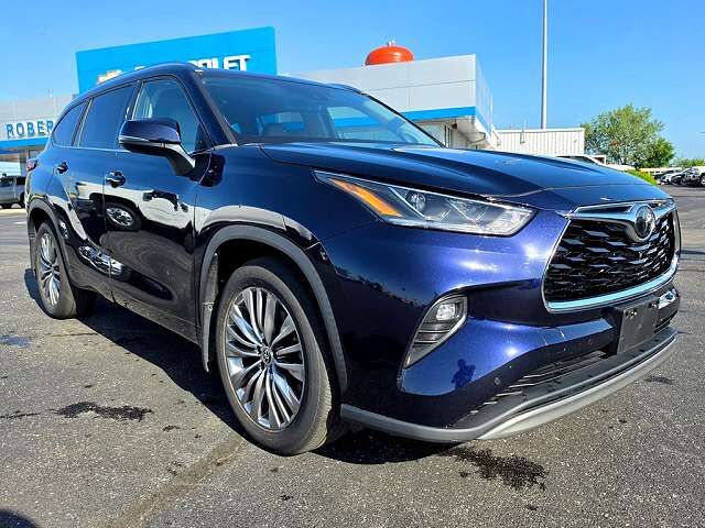 2021 TOYOTA Highlander