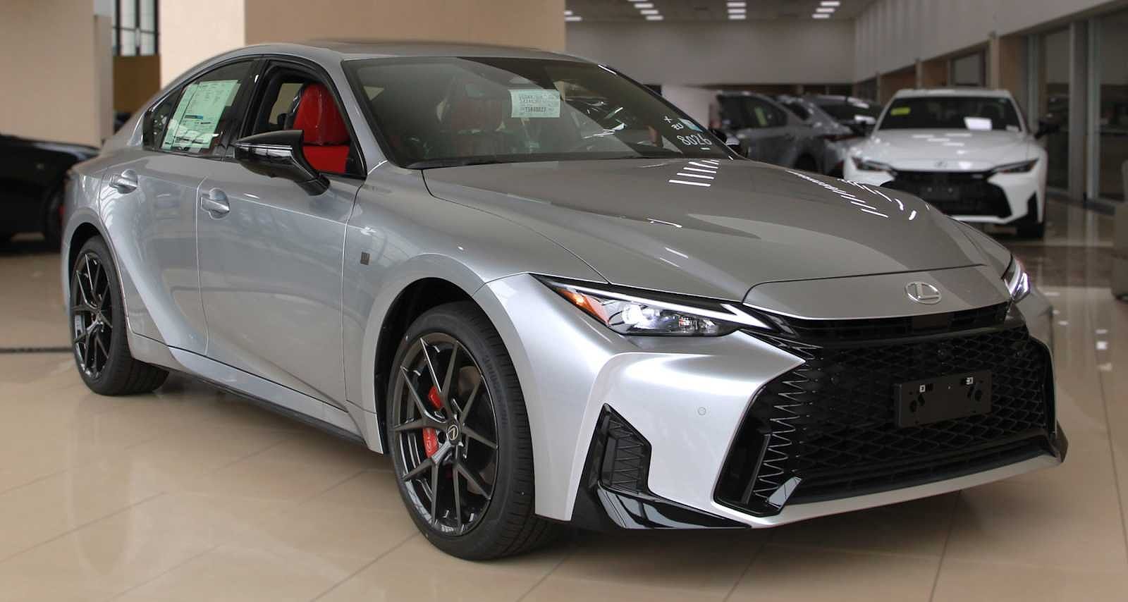 2026 LEXUS IS