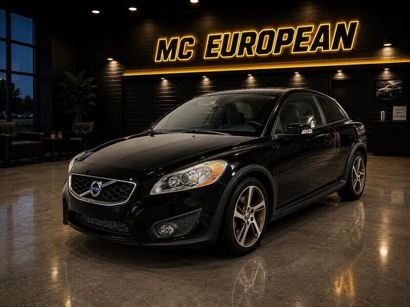 2013 VOLVO C30