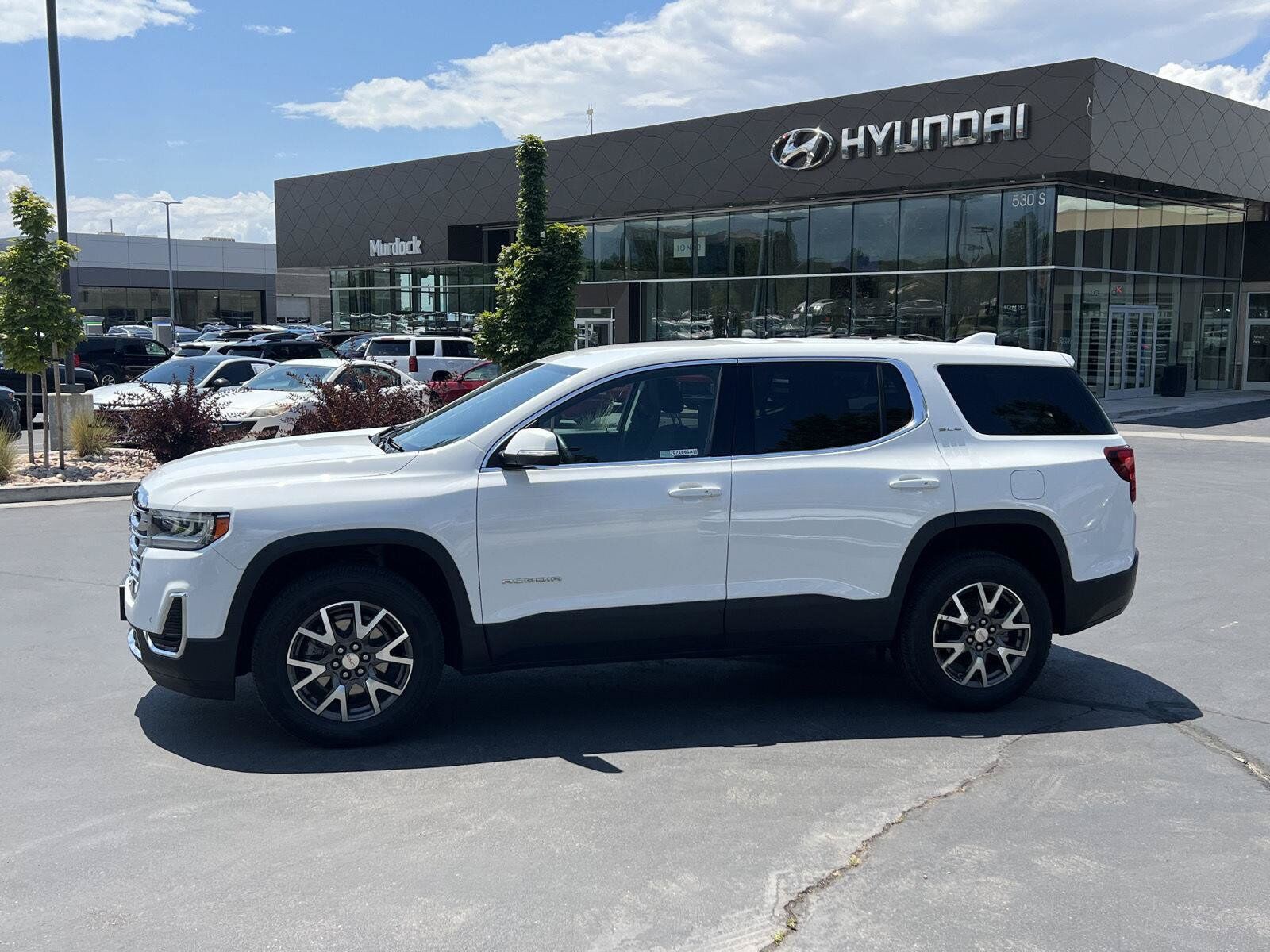 2023 GMC Acadia