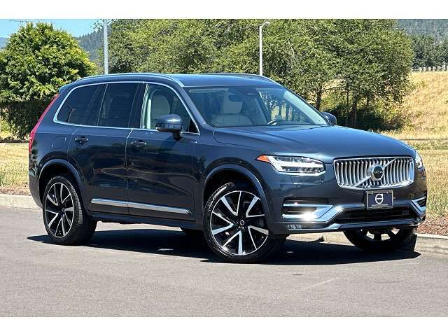 2023 VOLVO XC90