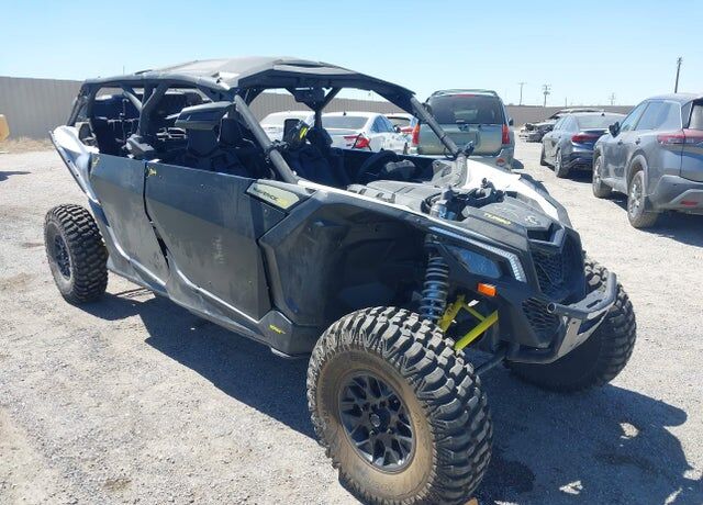 2018 CAN-AM Maverick X3
