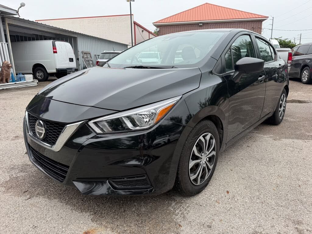 2020 NISSAN Versa