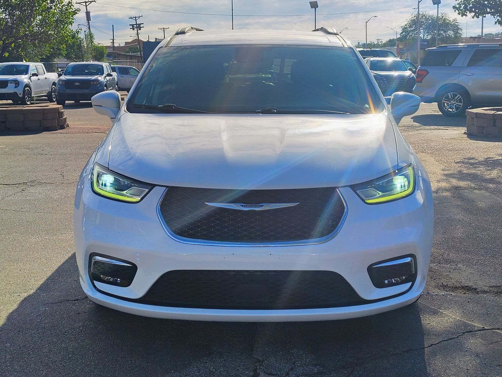 2022 CHRYSLER Pacifica