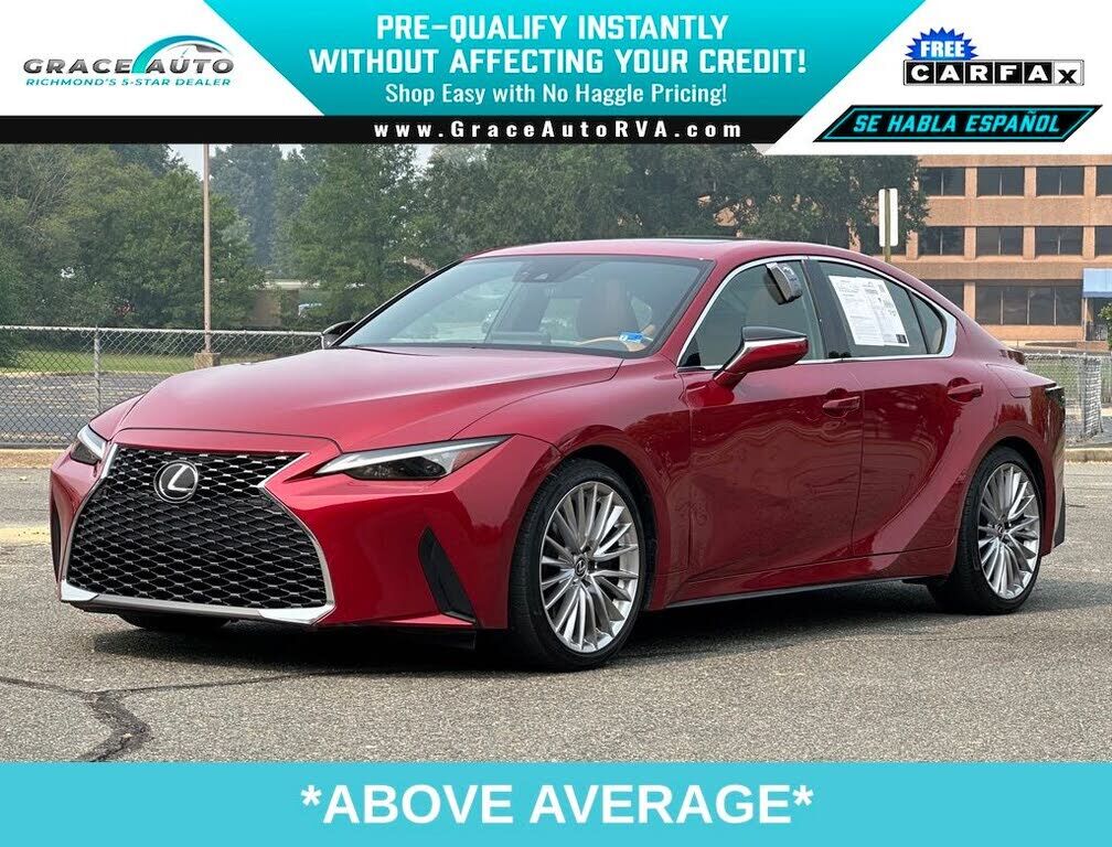 2022 LEXUS IS