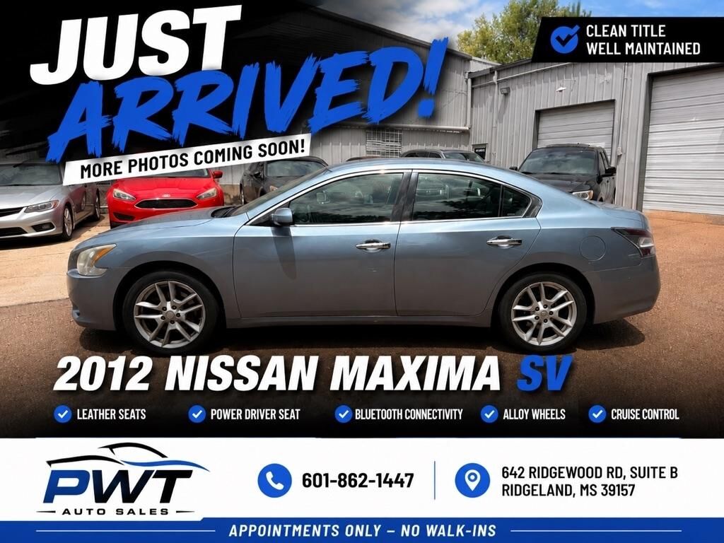 2012 NISSAN Maxima