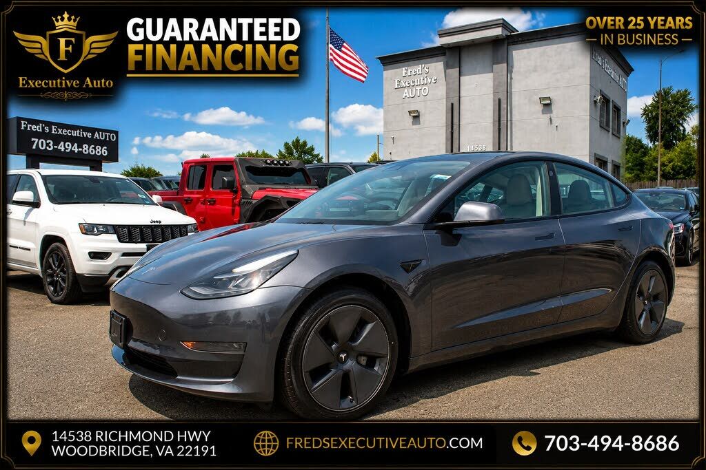2023 TESLA Model 3