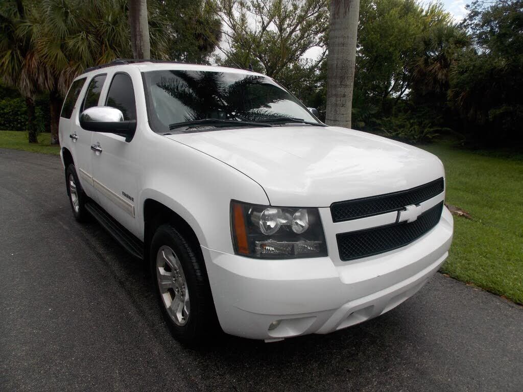 2013 CHEVROLET Tahoe