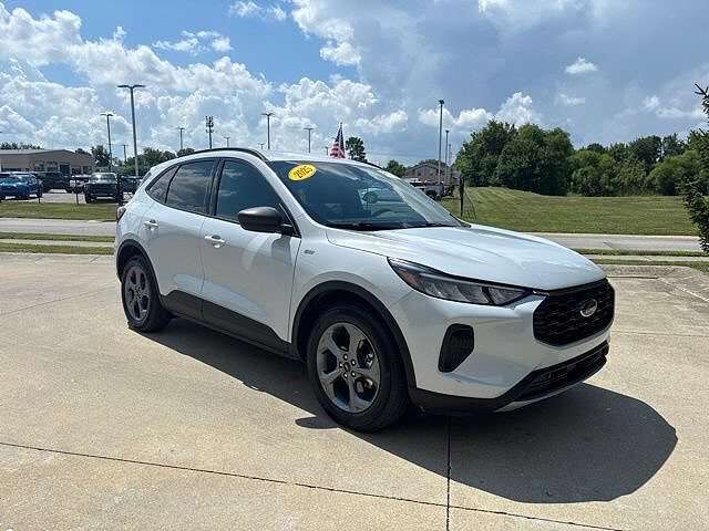 2025 FORD Escape