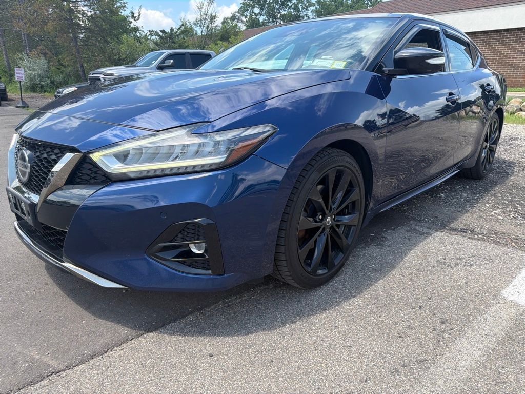 2019 NISSAN Maxima