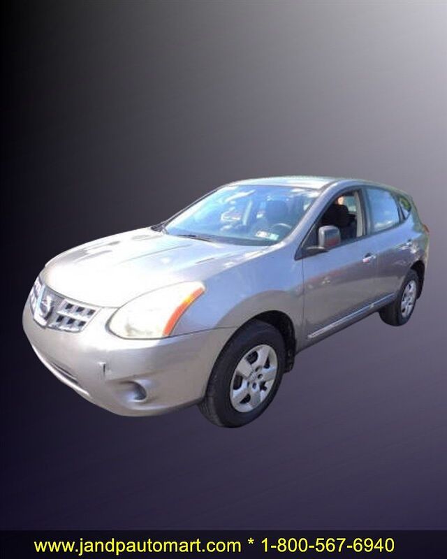 2011 NISSAN Rogue