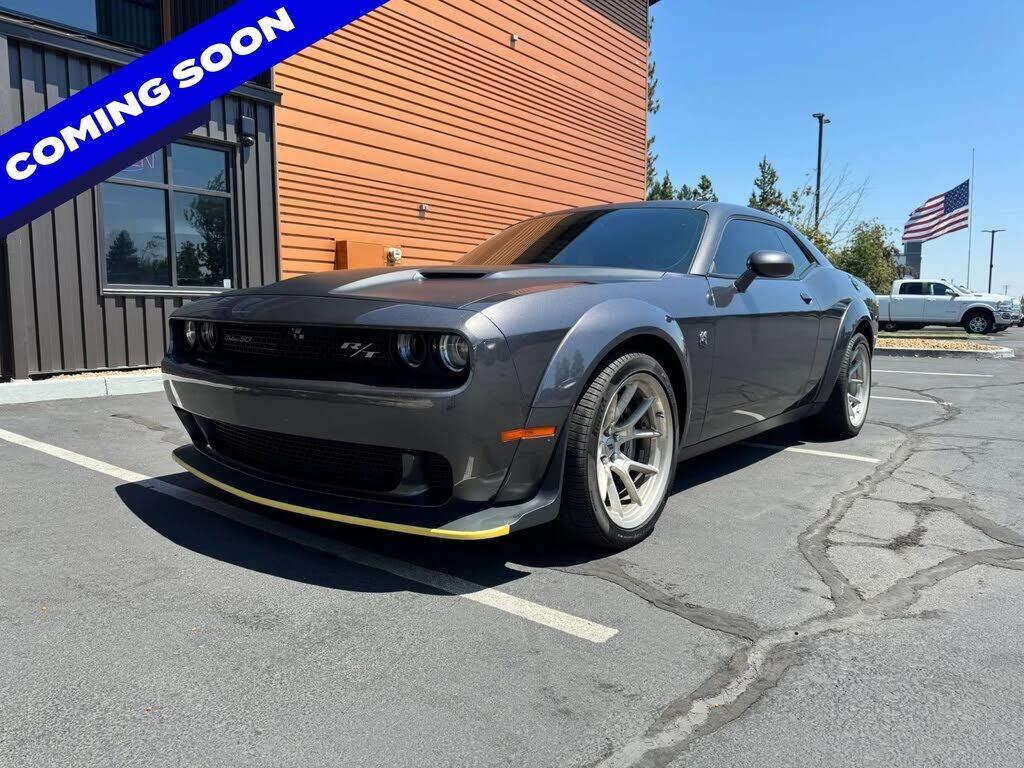 2020 DODGE Challenger