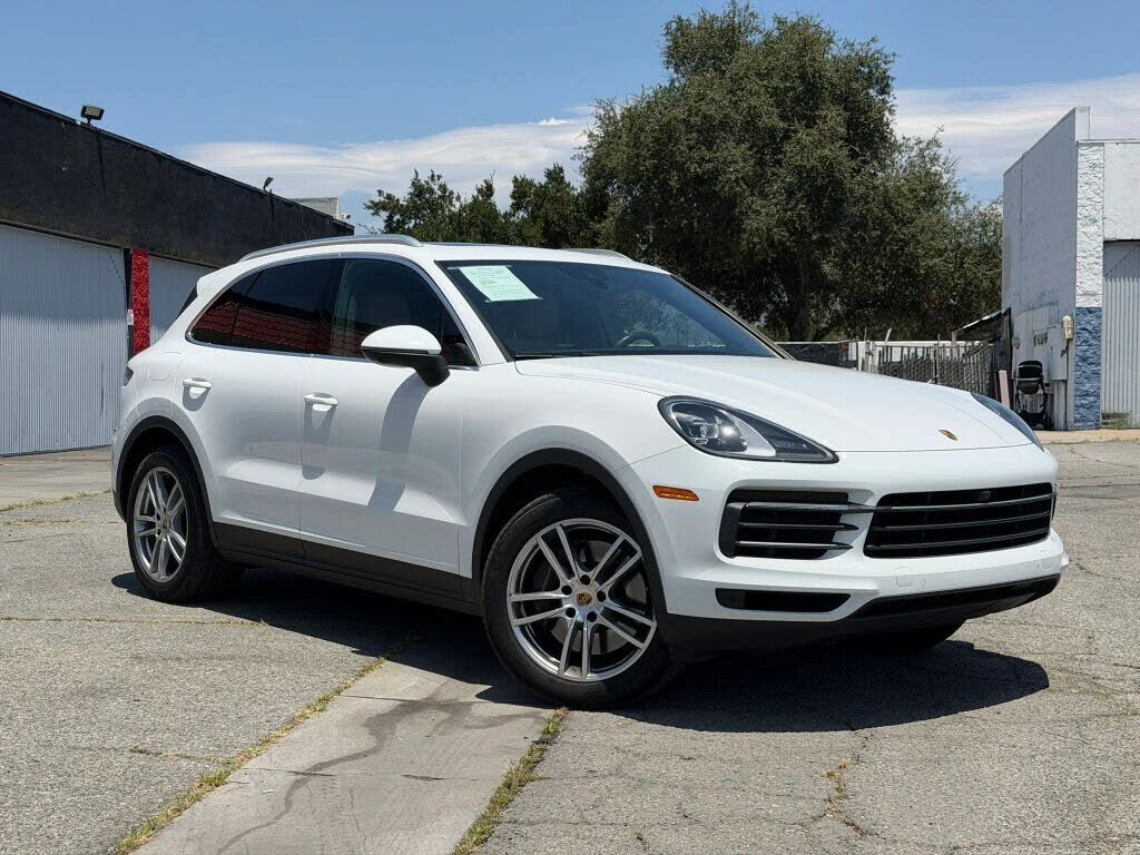 2021 PORSCHE Cayenne