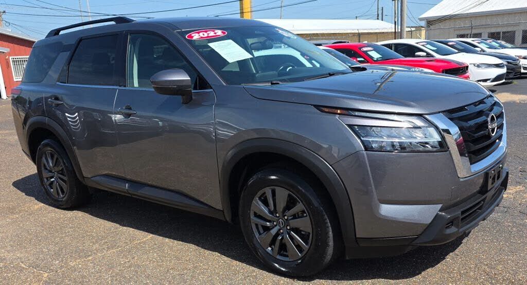 2022 NISSAN Pathfinder