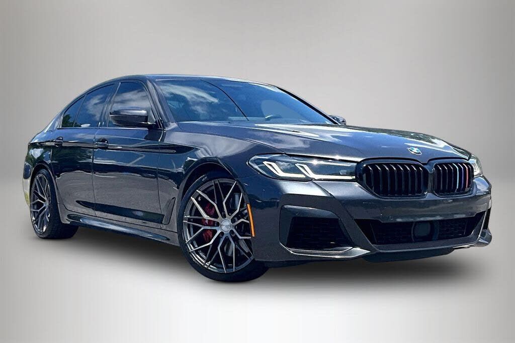 2022 BMW M5
