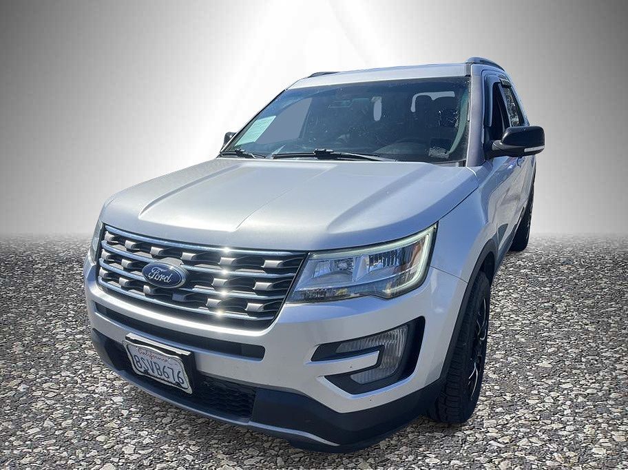 2017 FORD Explorer