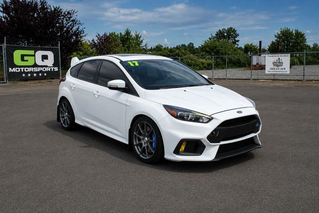 2017 FORD Focus